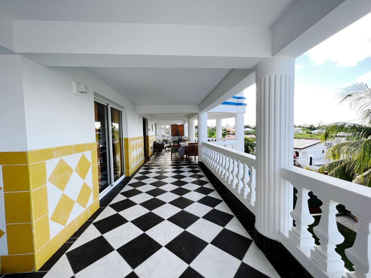 Acajou Apartment แซ็งต์-ลูซ ภายนอก รูปภาพ