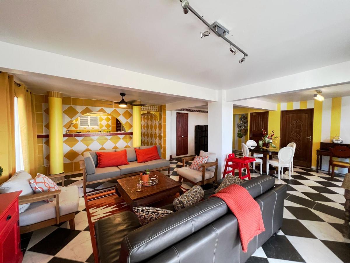 Acajou Apartment แซ็งต์-ลูซ ภายนอก รูปภาพ